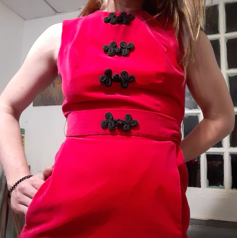 1960's brocaded velvet Midge Grand wiggle dress - Picture 3 of 13